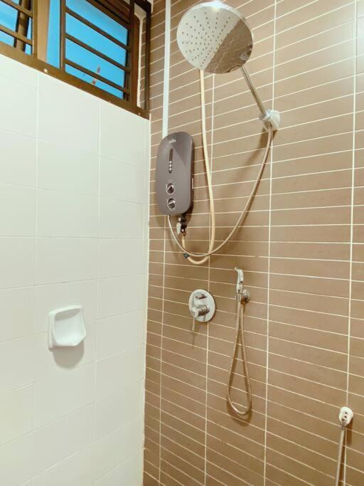 2-4 Pax Spacious Living @ Mount Austin, Jb #02 Johor Bahru Exterior photo