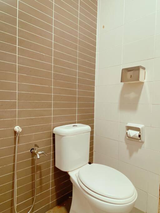 2-4 Pax Spacious Living @ Mount Austin, Jb #02 Johor Bahru Exterior photo